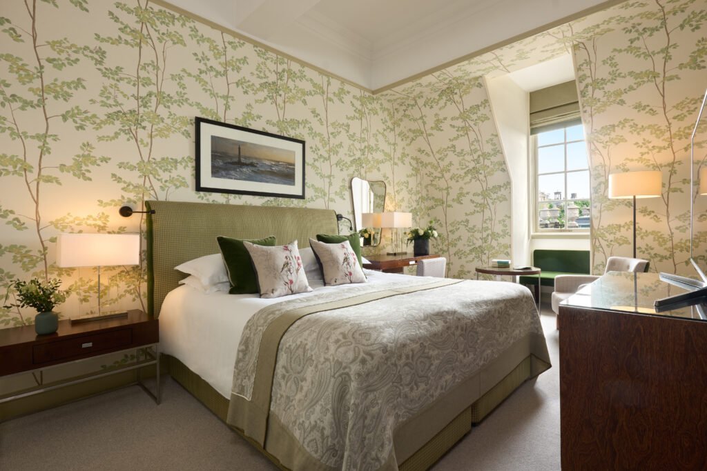 The Balmoral Hotel in Edinburgh, luxury hotel in Scotland city centre